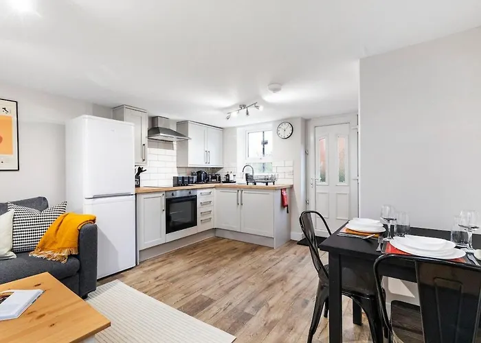 Cosy One Bed In * Leeds (West Yorkshire)